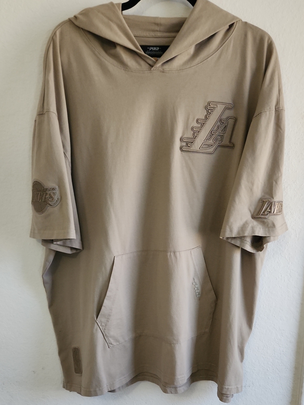 Pro Standard NBA LA Lakers Short Sleeve Hoodie Pullover Tan 3D Patches 2XL
